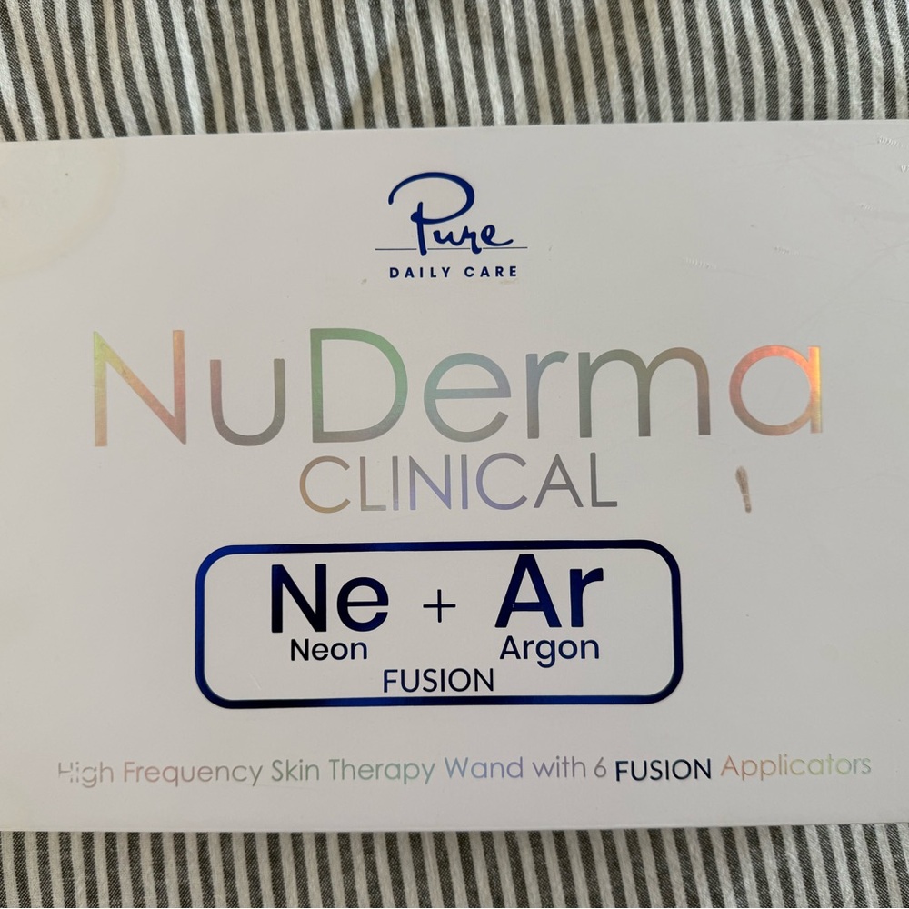 Pure Daily Care NuDerma Clinical Neon + Argon Skin Therapy Wand — White